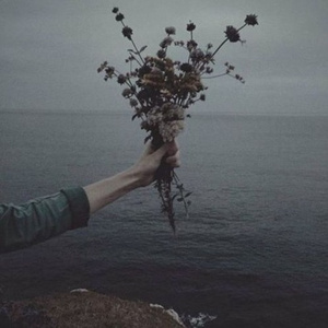 嫂嫂让小叔子帮忙生孩子电视剧
